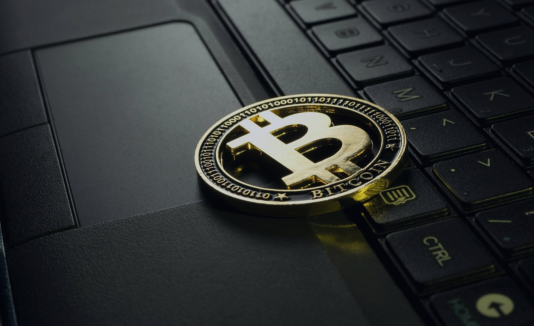White yacht on blue sea, USDT flash ERC20